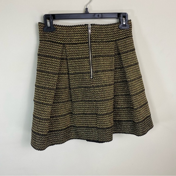 Ina Vintage Black and Gold Bandage Flare Mini Skirt Size Medium - Picture 8 of 10